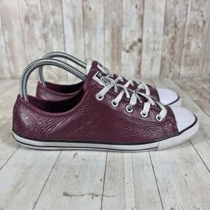 Converse Chuck Taylor All Star Low Top‎ Burgundy Leather Women's Sneakers Size 7
